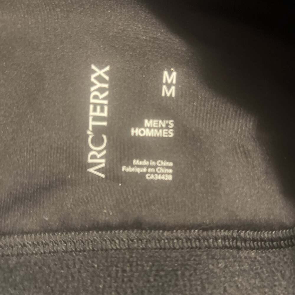 Arc'teryx Captive Polo Shirt Men's Short Sleeve Performance Golf Shirt Black